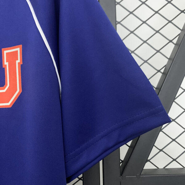 1993 University of Chile Home