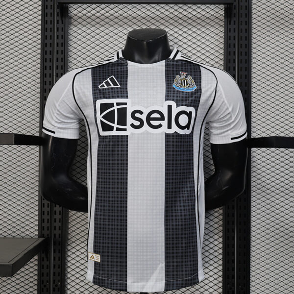 25/26 Newcastle United Home Player