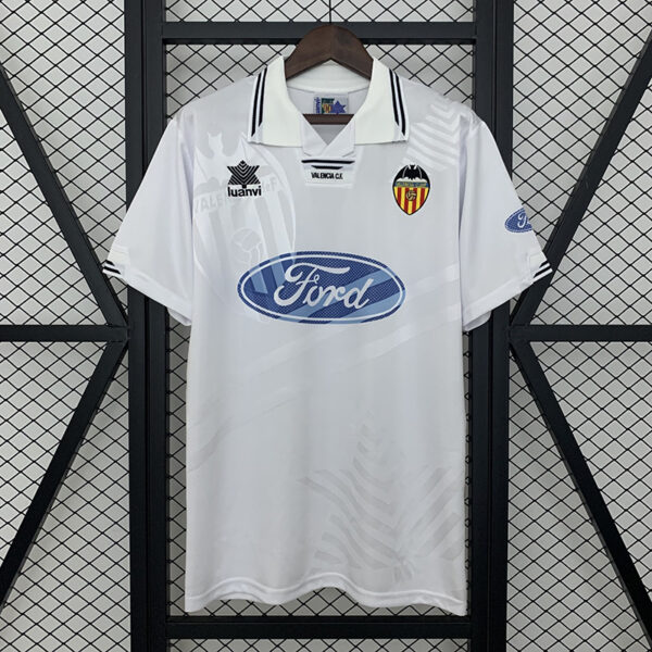 99/00 Valencia Home