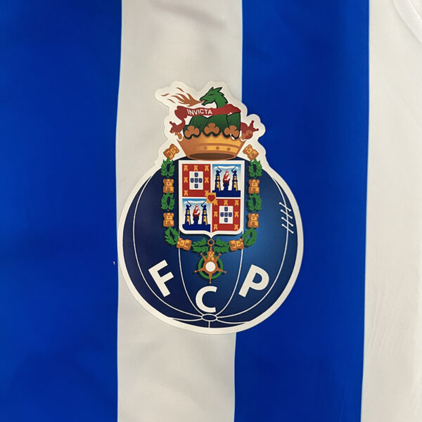 24/25 Porto double-faced windbreaker (blue and white)