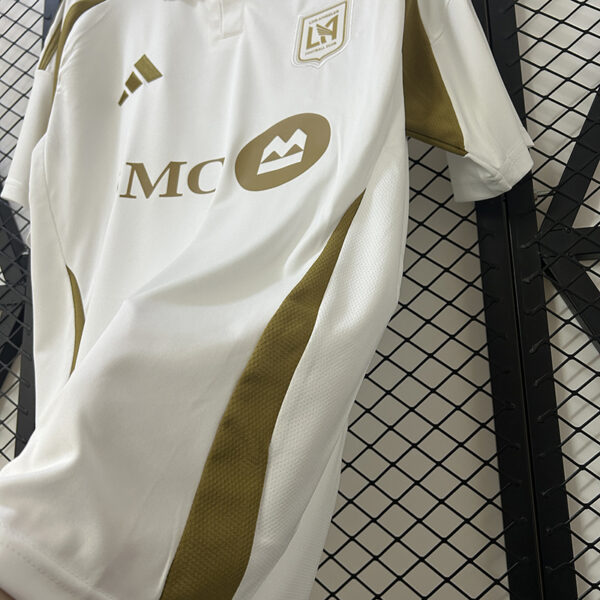 25/26 Los Angeles away