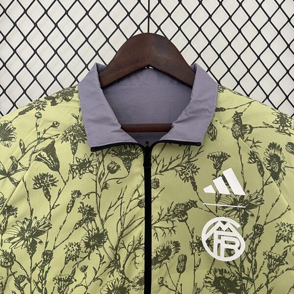 24/25 Bayern double-sided windbreaker (grey yellow)