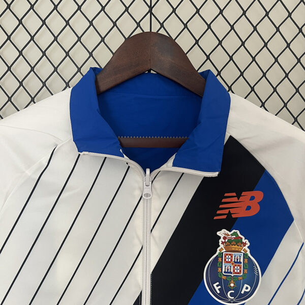 24/25 Porto double-faced windbreaker (blue and white)
