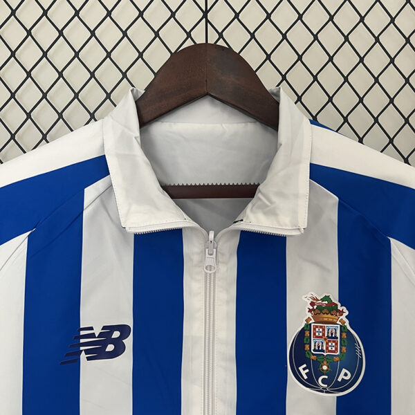 24/25 Porto double-faced windbreaker (blue and white)
