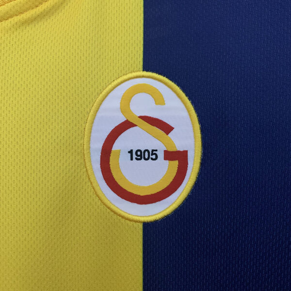98/99 Galatasaray Third Away