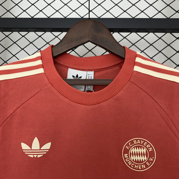 Bayern Munich Cotton T-shirt red